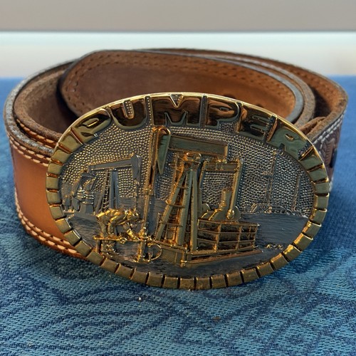 Vtg award design medals - medals, oil