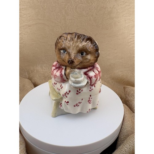 Mrs tiggy winkle - tiggy, tea