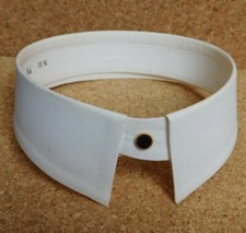 Vintage stiff collar size
