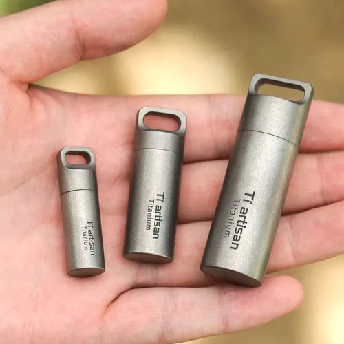 Titanium mini pill box - titanium,