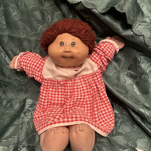 Cabbage patch kid vintage doll - cabbage,