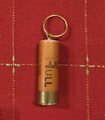 Shotgun shell keyring - shotgun,