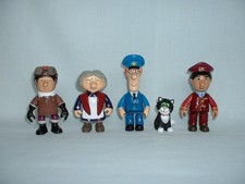 POSTMAN PAT Set Of 5 Action Figures Toys (JESS THE CAT/MRS GOGGINS/AJAY BAINES)