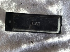 Kawasaki GPX750R Fuse Box Cover 1989 Model Full Bike Stripped 7807 T326