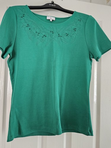 Nwot country casuals jade - country,