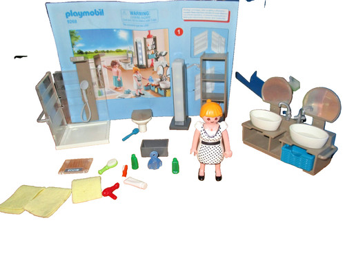 Playmobil city life - doll, house