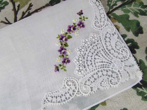 Vintage handkerchief hankie - *vintage,