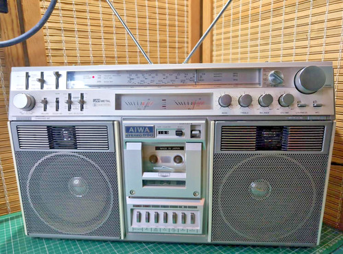 Vintage aiwa holy grail - holy,