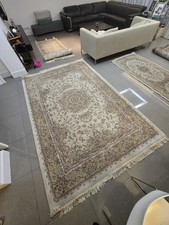 Per’sian Made Carpet in Good Condition Beautiful Design 300x200cm