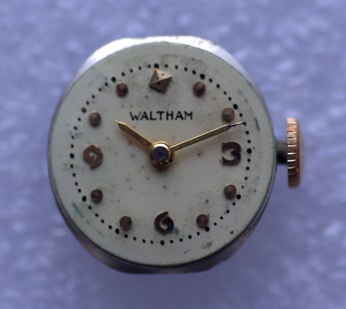 Waltham ladies watch movement - waltham,