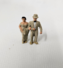 OO Gauge Wedding Couple Figures (painted figures)