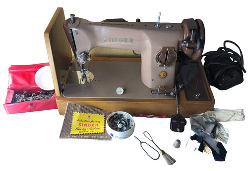 Singer model 201 - model, sewing