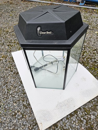 Hexagonal fish tank - hexagonal,