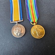 WW1 Pair Miniature Medal &