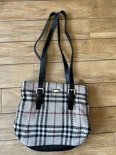 Vintage Lola Bucket Burberry Leather Shoulder Bag Beige/Black/Burgundy