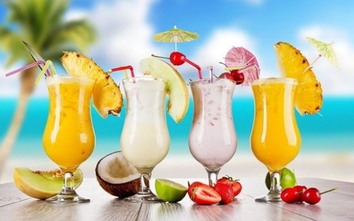 Hurricane pina colada - pina, cocktail