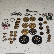 VINTAGE MECCANO  - Mainly gears and cogs - approx 50 items