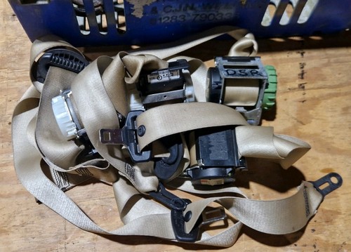 Bmw e92 series seatbelt set - 3,
