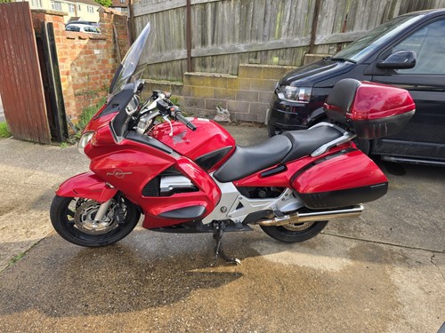 Honda st1300 pan european - pan,