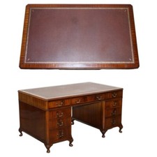 RARE GLOBE WERNICKE BURGUNDY