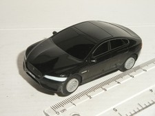 9V MICRO Scalextric - Jaguar