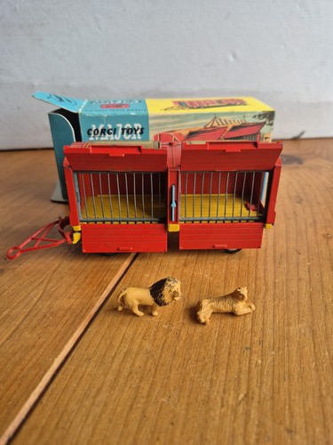Corgi major toys chipperfields - major,