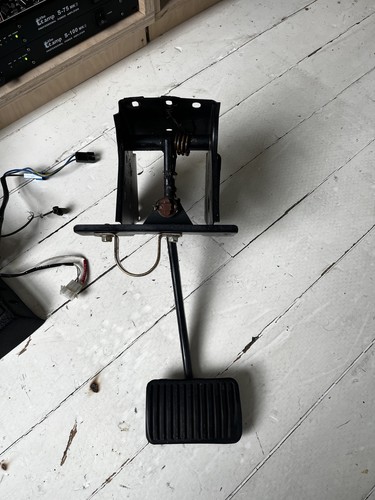 Volvo 240 brake pedal - brake,