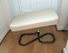 Cosyfeet Restaleg Footstool Leg Rest  Extra Roomy Sprung Reduce Pressure on Legs