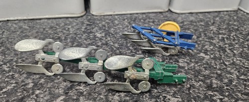 Britains farm ploughs 9546 - farm,