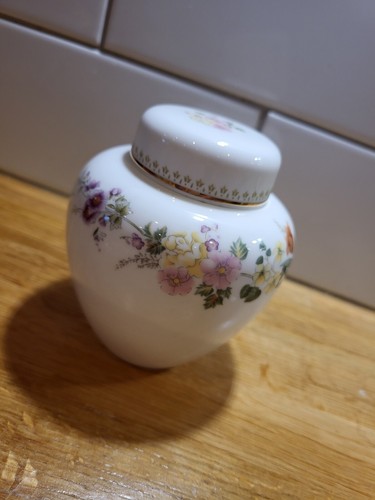 Vintage wedgwood bone china - wedgwood,