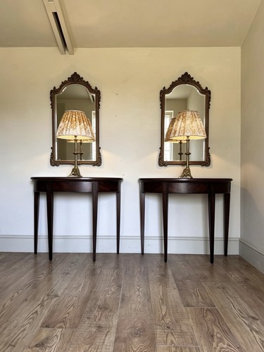 Pair demi lune - pair, of
