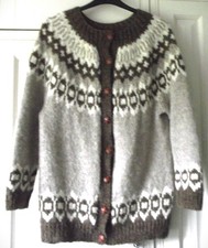 Womens Handknit Norwegian