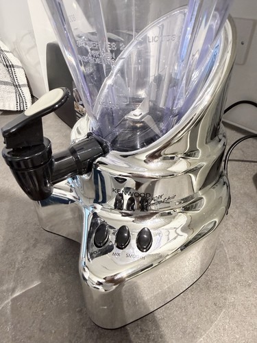 Blender and smoothie maker - and,