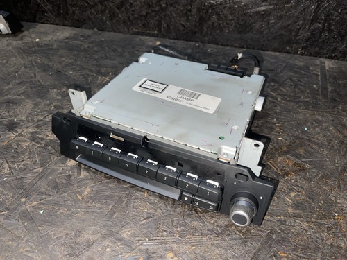 Bmw series e61 - e60, radio