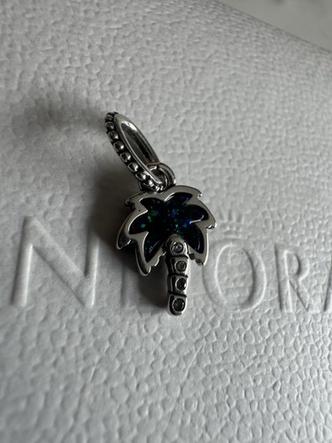 Pandora blue green palm tree - green,