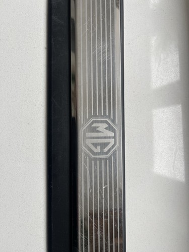 Mgtf door sill - door,