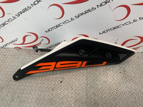 2017 ktm duke 390 - rear, seat