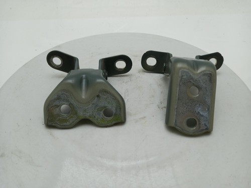 Kia picanto door hinge - kia,