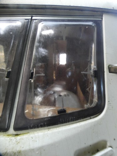 Caravan window abi - window,,