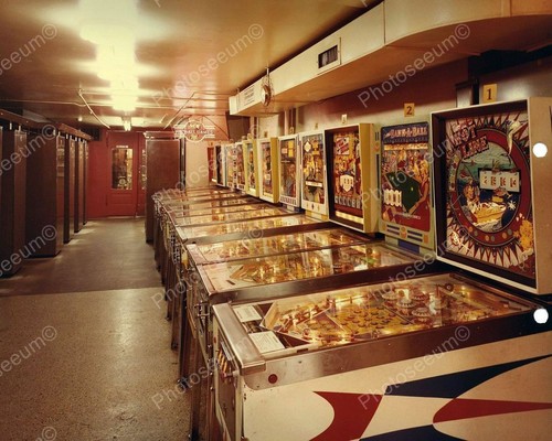 Pinball machine arcade - pinball, vintage