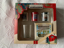 Yankee Candle Christmas Gift Set 3 Votive Sampler Candles & Glass Holder