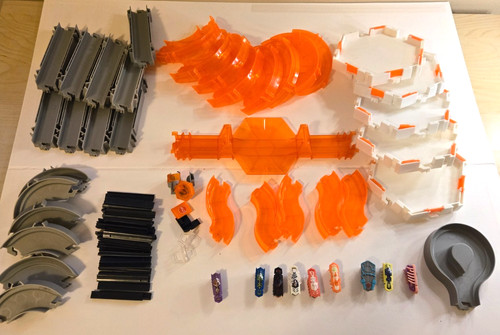 Large lot hexbug nano playset - lot,