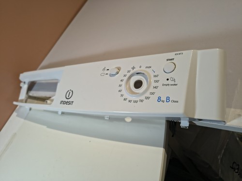 Indesit idc8t3 8kg b class - ,,