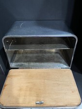 VTG Beauty Box Bread Box Mid