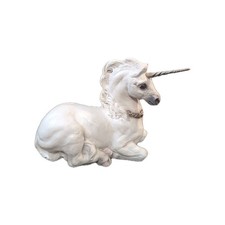 Windstone Editions White Unicorn Mother Pena 1990 9” Long Figurine A2