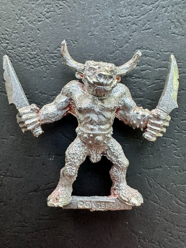 Warhammer citadel minotaur - gw,