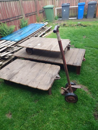 Wilmot tuglift with carts - with,