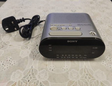 * FM/AM CLOCK RADIO SONY ICF-