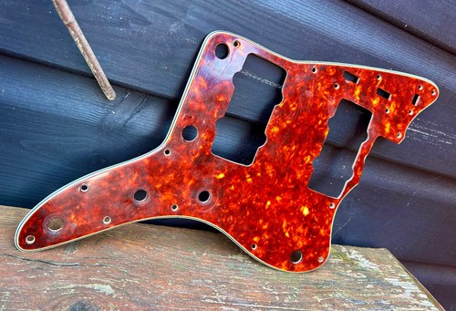 Fender jazzmaster pickguard - fender,