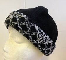 Zepla Women's Black & White Thermal Lined Hat, One Size